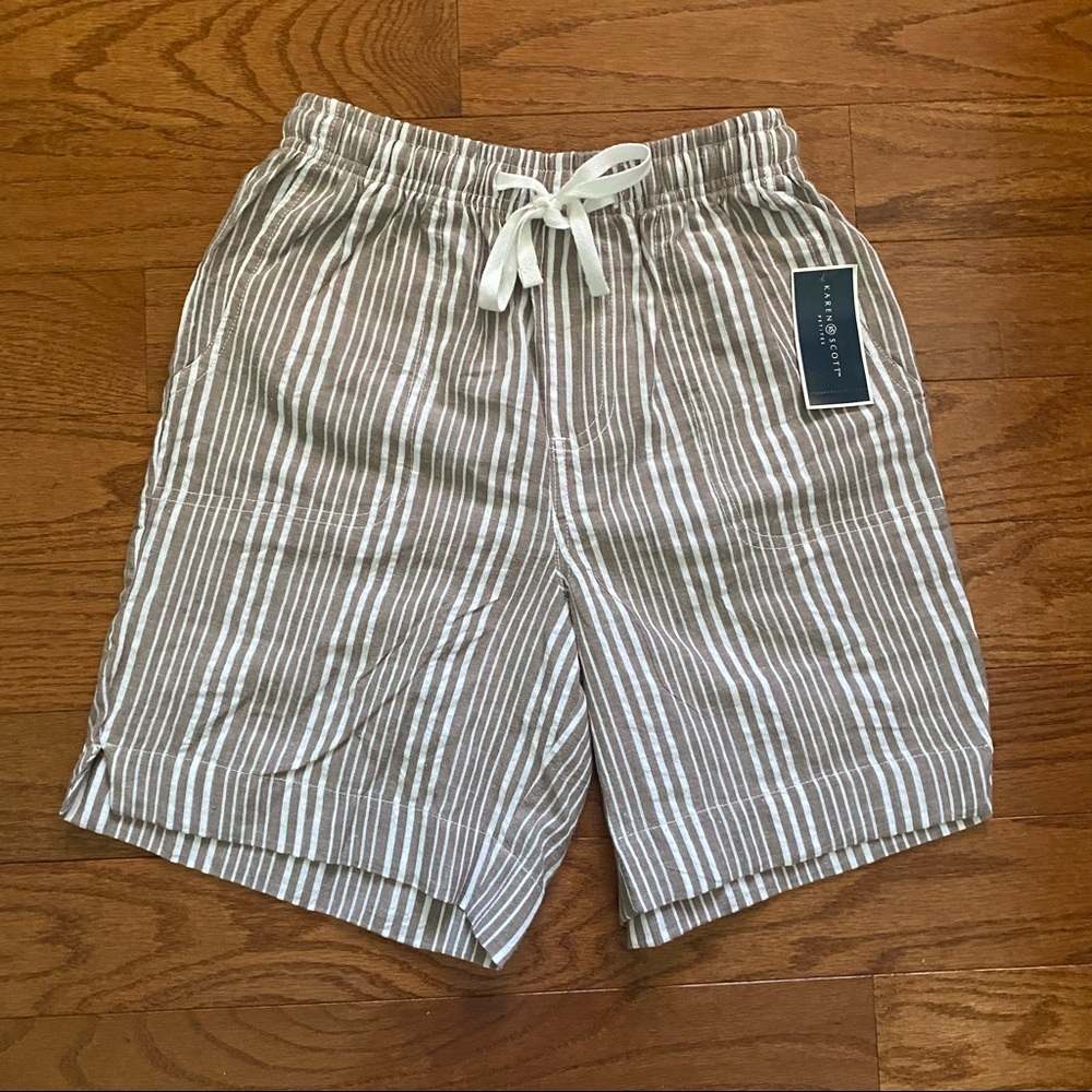 Beige White Stylish Striped Shorts